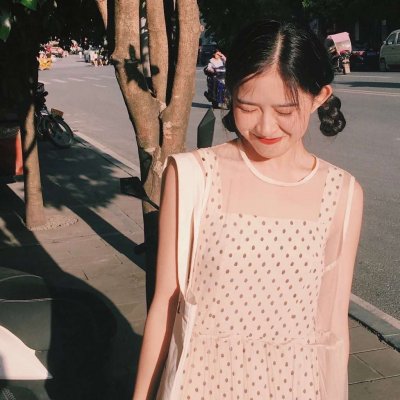 甜甜的头像图片女生唯美简约