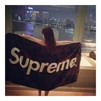 女生穿数字球衣的头像图片