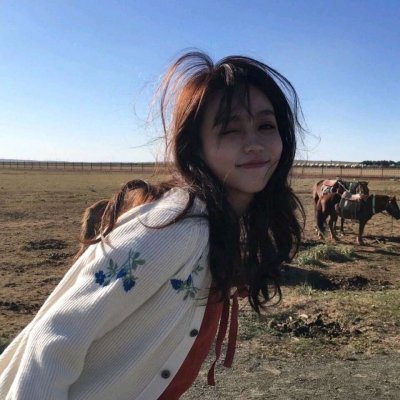 甜甜的头像图片女生唯美简约