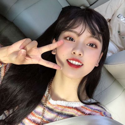 甜甜的头像图片女生唯美简约