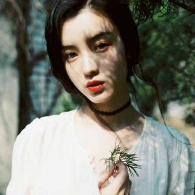 超好看女生照片头像