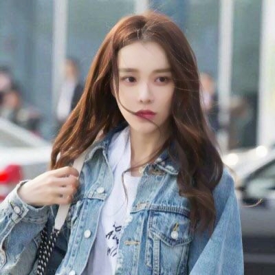 单人闺头两人一人一张图片