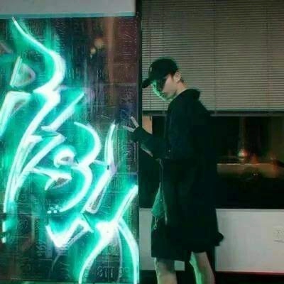 情头两张分开一人一张真人甜蜜图片