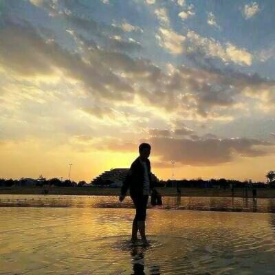 情侣头像一男一女2025最新版图片