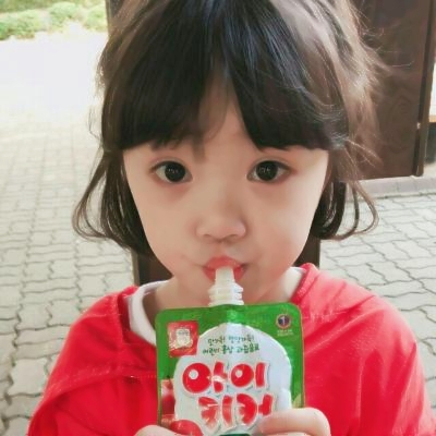 搞怪女生可爱头像萌娃图片