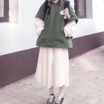 单人闺头两人一人一张图片
