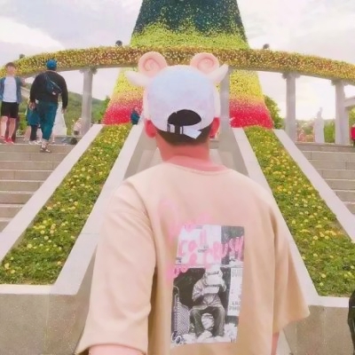 异性闺蜜头像两张一男一女图片
