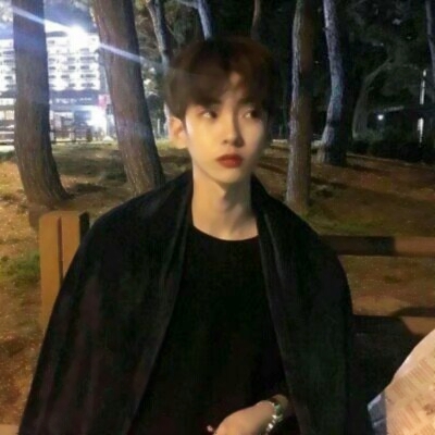 男生头像图片帅气高冷