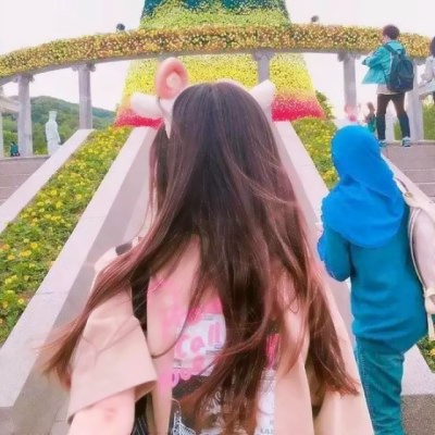 异性闺蜜头像两张一男一女图片