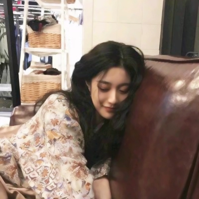 超好看女生照片头像