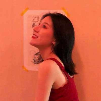 超好看女生照片头像