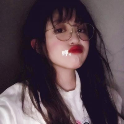 搞怪动作女神经头像图片