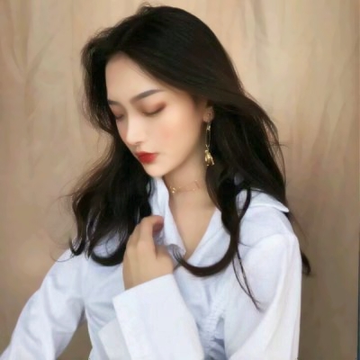 超好看女生照片头像