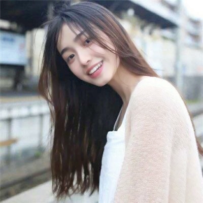 单人闺头两人一人一张图片