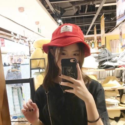 时尚可爱手机控女生头像图片