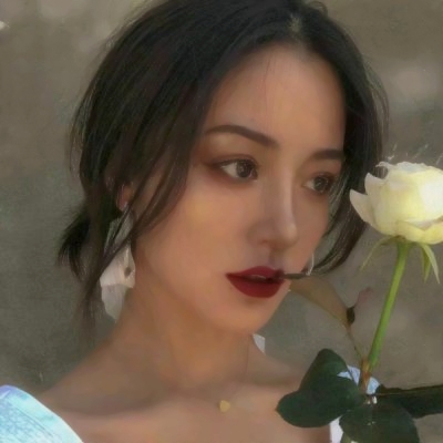 超好看女生照片头像