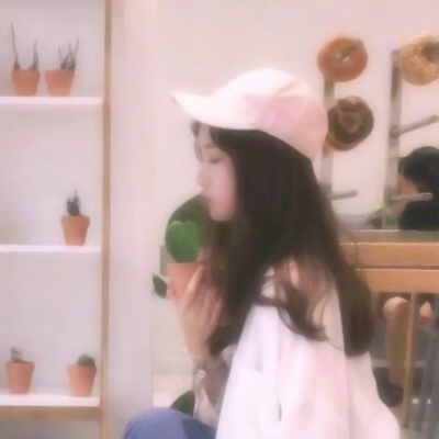 单人闺头两人一人一张图片