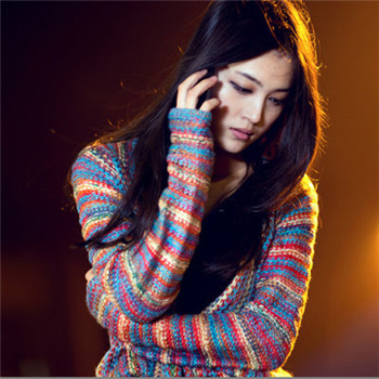 伤感头像女生伤心喝酒颓废图片