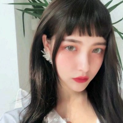 超好看女生照片头像