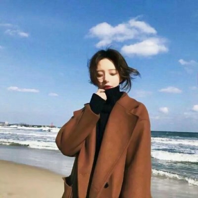 美女头像成熟气质干净