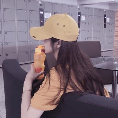 清新阳光高清图片唯美女生头像