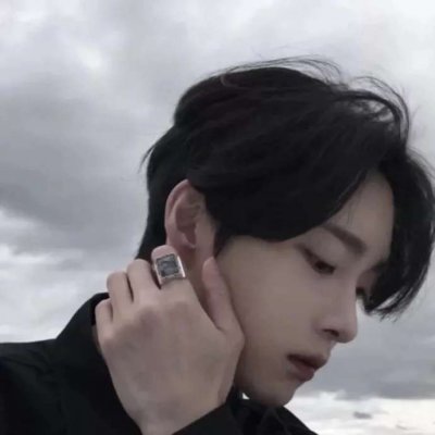 网图男生小奶狗头像真人自拍
