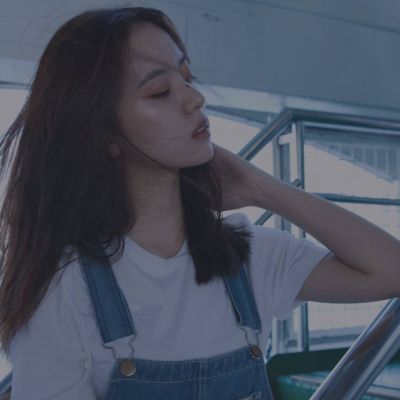 颓废伤感堕落女生头像图片