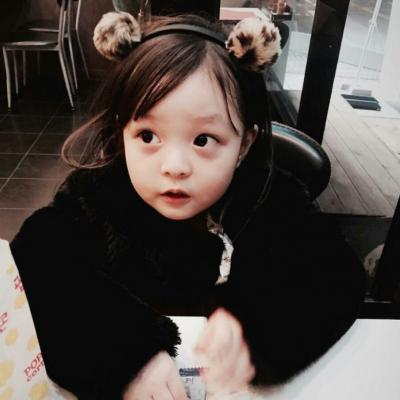 阳光可爱的小萌娃女生头像图片