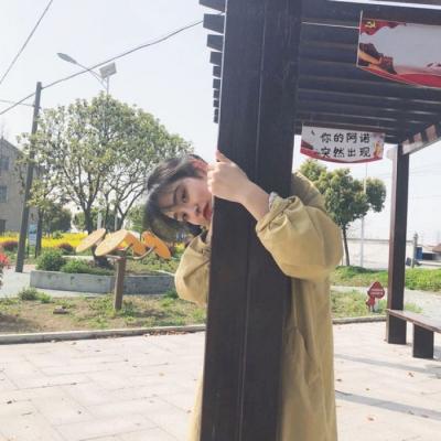 清新阳光高清图片唯美女生头像
