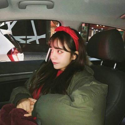 真实生活美女照片头像