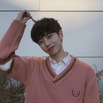 20岁小帅哥的微信头像图片