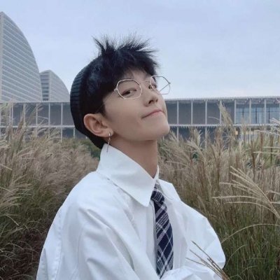 网图男生小奶狗头像真人自拍