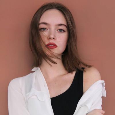 欧美丧头像女霸气微博图片