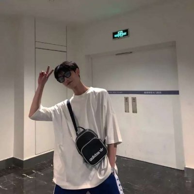 网图男生小奶狗头像真人自拍
