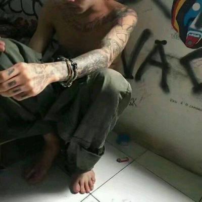男头像网图酷酷的照片