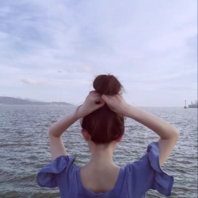 唯美清新女生背影头像图片