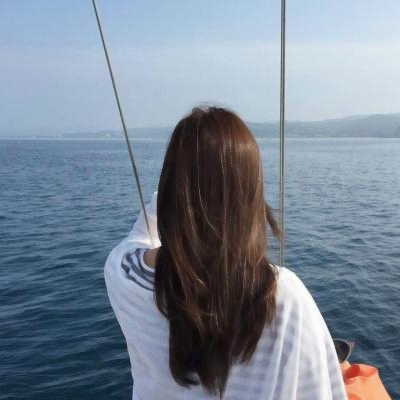 唯美清新女生背影头像图片