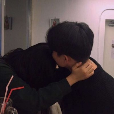 孤单一个人伤感男生背影头像图片