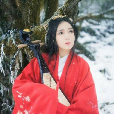女生红色古风头像超仙