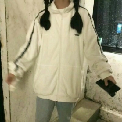 女生好看头像16岁自拍照片