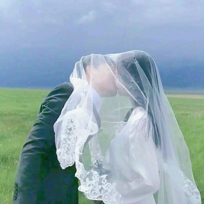 情侣头像婚纱照一对两张浪漫图片