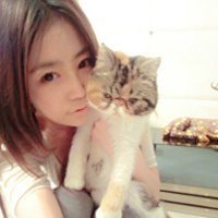 qq头像真人男女生抱猫情侣图片