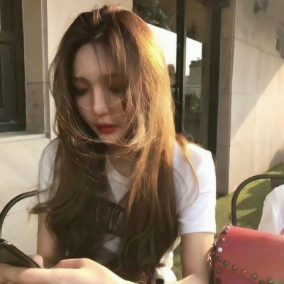 2025年最潮女头图片