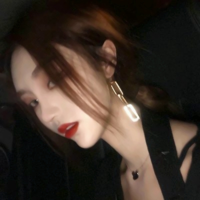 2025年最潮女头图片