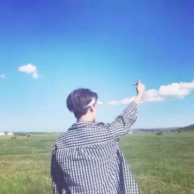 qq情侣头像一男一女两张真人图片