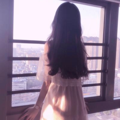 唯美清新女生背影头像图片