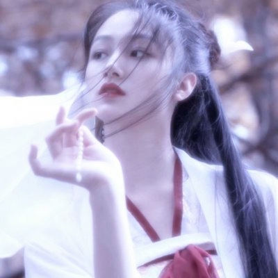 孤独头像女生伤感古风图片