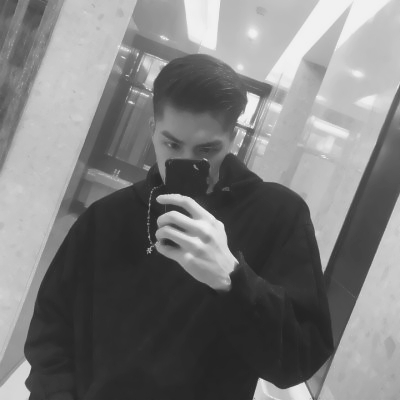 真人网图头像男伤感帅气图片