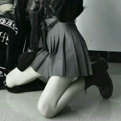 女生高清伤感黑白头像图片