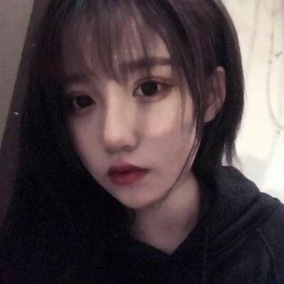 女生好看头像16岁自拍照片